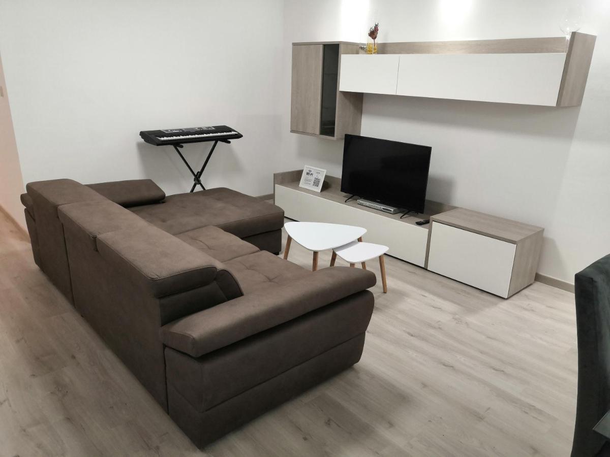 Modern Apartment With Large Outdoor Area - Sleeps 7, Close To Malta International Airport Luqa Exterior photo